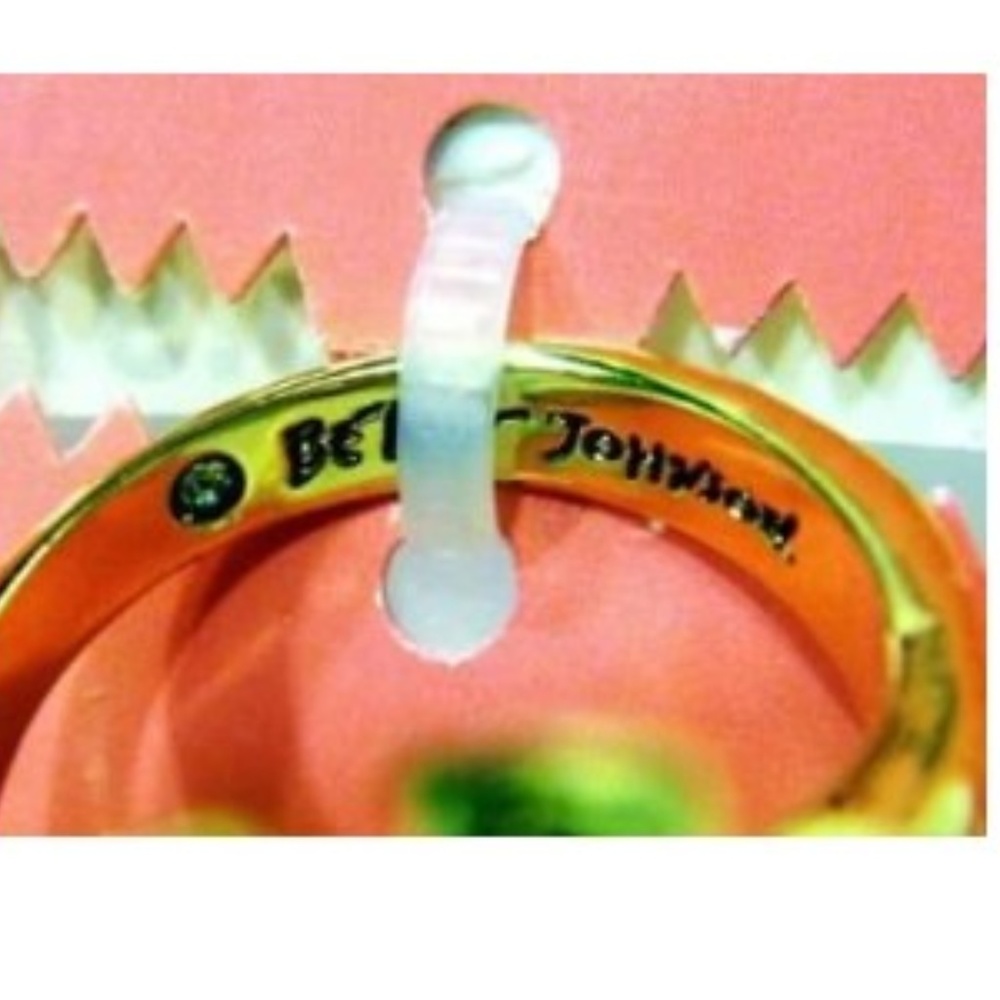 Betsey Johnson Ring Bulldog Ceramic Enamel sz7 NEW - Picture 2 of 2